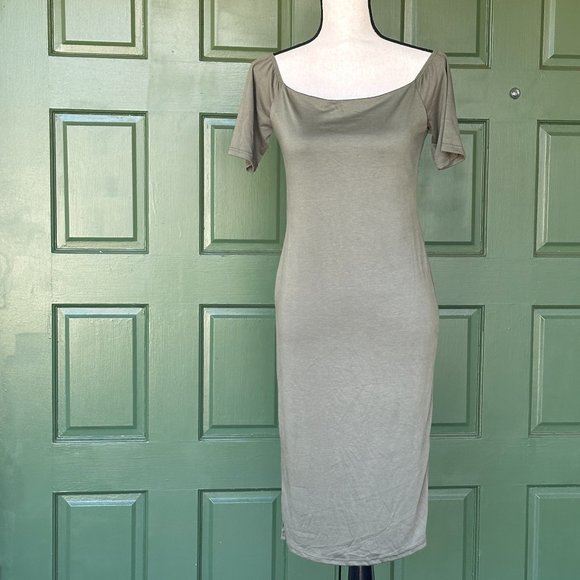 Mikey & Joey Dresses & Skirts - Olive Midi Comfy Casual Pullover T-Shirt Dress by Mikey & Joey Size Medium